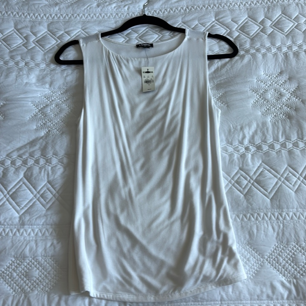 NWT Express White Tank/Shell